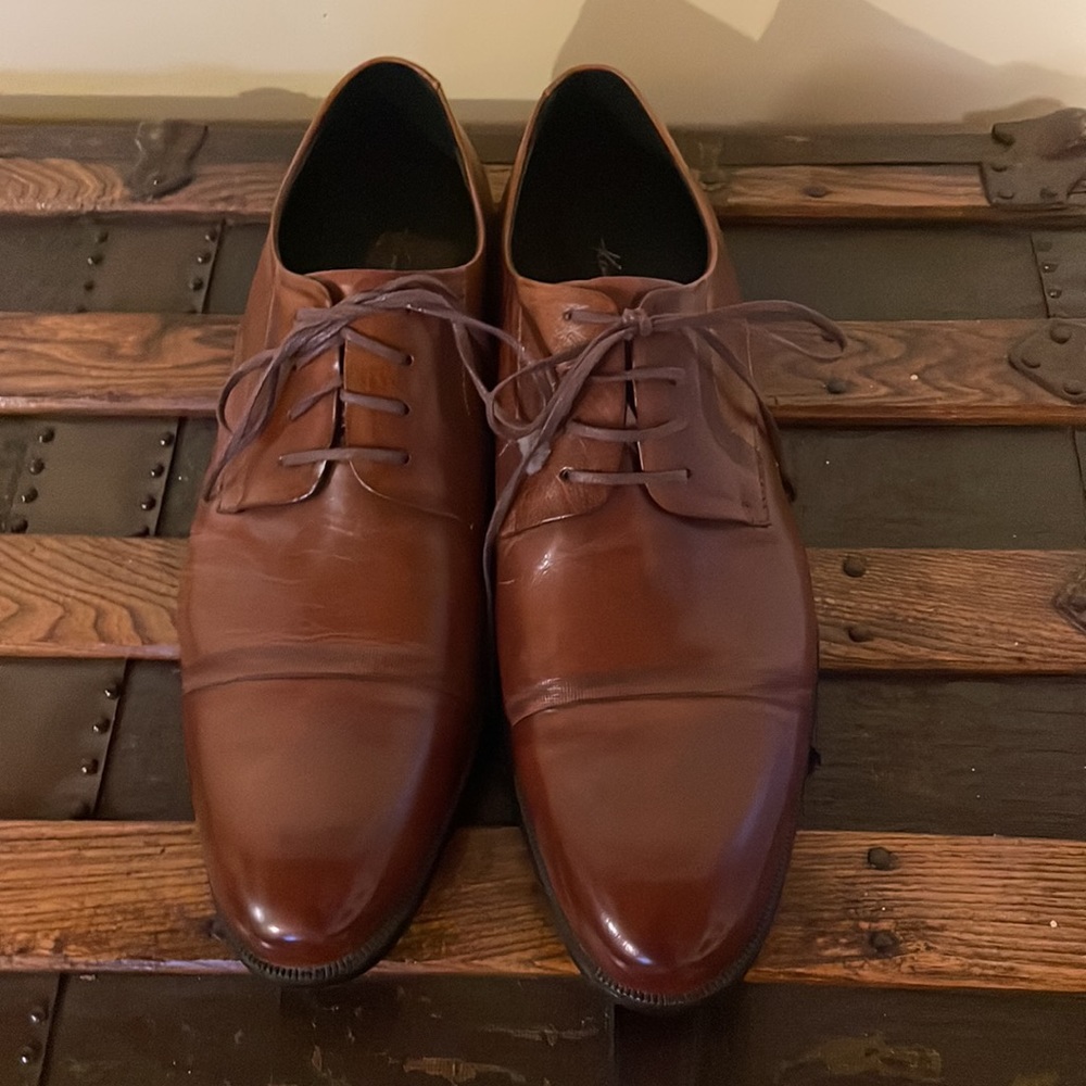 Kenneth Cole Leather Shoes - Picture 2 of 3